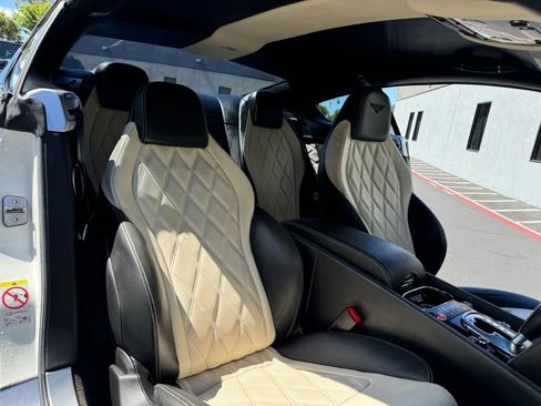 Used 2014 Bentley Continental GT V8 S image 21