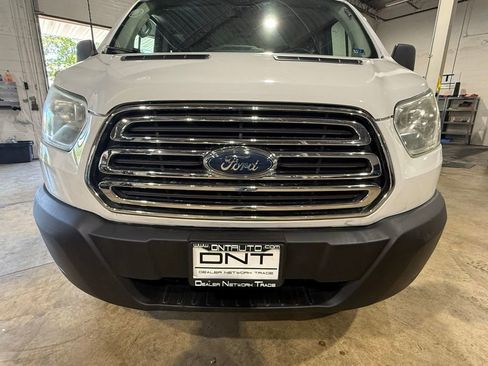 Used 2015 Ford Transit 350 XLT RWD image 10