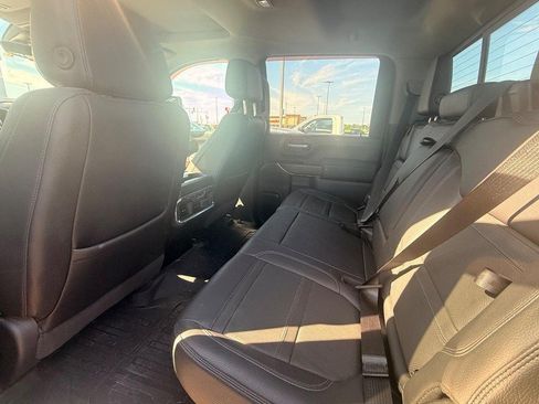 Used 2021 GMC Sierra 2500 Denali w/ Denali Ultimate Package AWD/4WD image 9