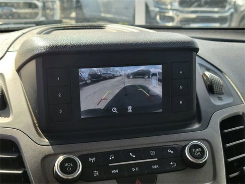 Used 2019 Ford Transit Connect XL image 22