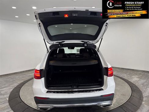 Used 2017 Mercedes-Benz GLC 300 300 4MATIC image 37