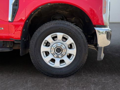 Used 2024 Ford F250 XLT AWD/4WD image 27