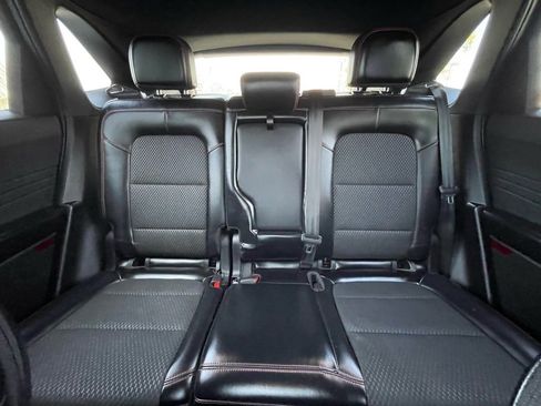 Used 2023 Ford Escape ST-Line image 30