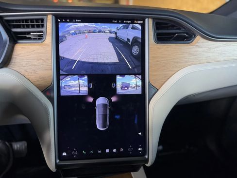 Used 2020 Tesla Model X Long Range image 15