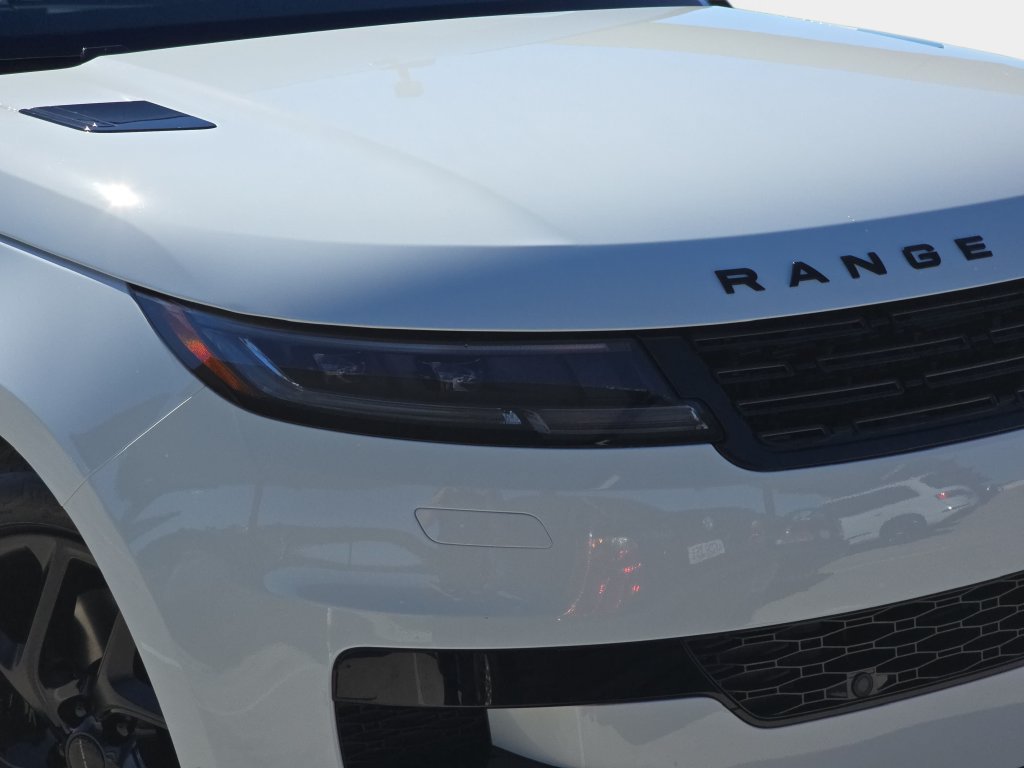 New 2027 Land Rover Range Rover Sport Battersea AWD/4WD image 34