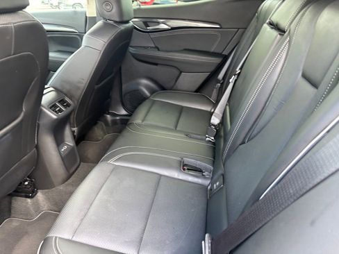 Used 2022 Buick Envision Essence w/ Technology Package I FWD image 27