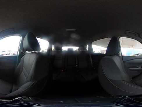 Used 2025 Nissan Rogue SV FWD image 44