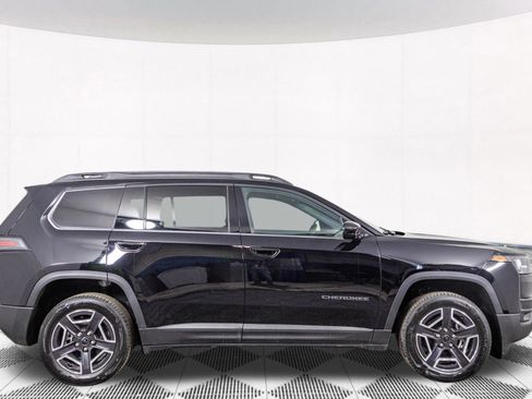 New 2026 Jeep Cherokee Laredo AWD/4WD image 12