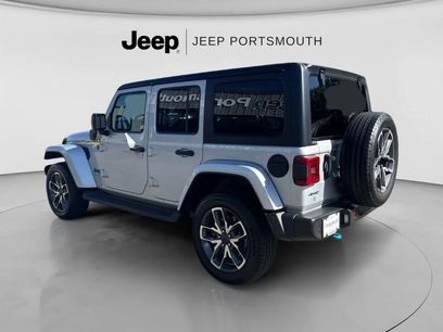 Used 2024 Jeep Wrangler Unlimited w/ Convenience Group