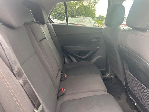 Used 2019 Chevrolet Trax LS w/ Tint and Cruise Package FWD image 22