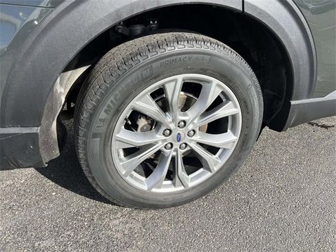 Certified 2023 Ford Explorer Limited w/ Equipment Group 301A image 11