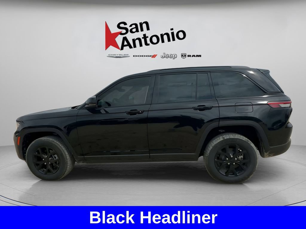 New 2025 Jeep Grand Cherokee Altitude RWD image 9