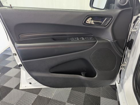Used 2025 Dodge Durango GT AWD/4WD image 18