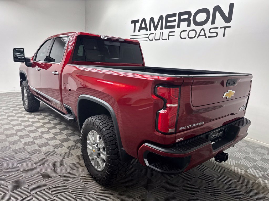 Used 2024 Chevrolet Silverado 2500 High Country AWD/4WD image 8