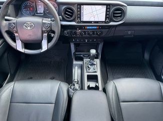 Used 2021 Toyota Tacoma TRD Off-Road w/ TRD Premium Off Road Package AWD/4WD video 3
