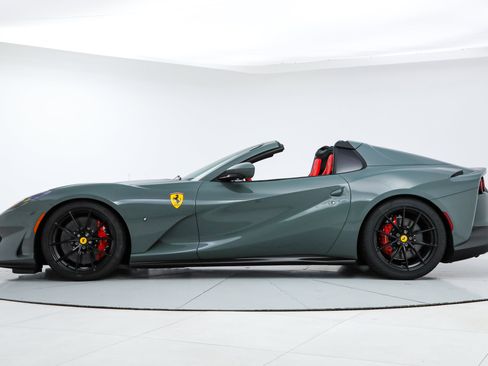Certified 2022 Ferrari 812 GTS RWD image 2