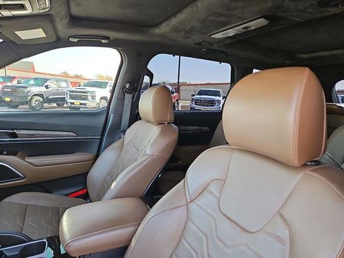 Used 2022 Kia Telluride SX w/ SX Prestige Package image 10