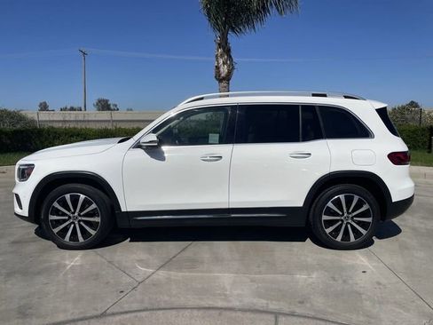 Used 2022 Mercedes-Benz GLB 250 GLB 250 w/ Premium Package Lite image 5