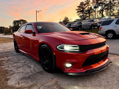 Used 2016 Dodge Charger R/T Scat Pack w/ Technology Group RWD image 7
