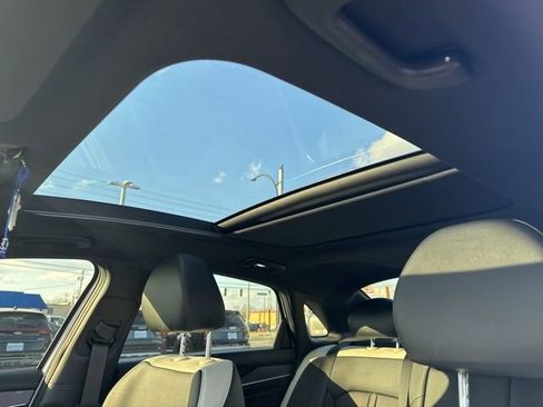 Used 2025 Kia K5 GT-Line w/ GT-Line Premium Package image 13