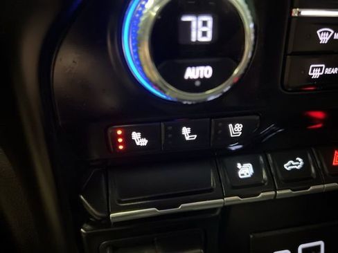 Used 2022 GMC Sierra 2500 SLT w/ SLT Convenience Package image 48