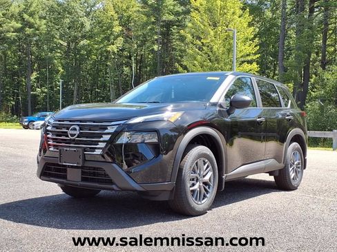 Used 2026 Nissan Rogue S AWD/4WD image 3