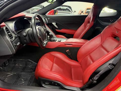 Used 2015 Chevrolet Corvette Z06 w/ 3LZ Preferred Equipment Group image 20