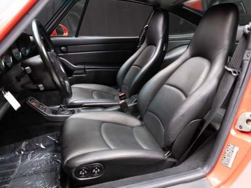Used 1995 Porsche 911 Carrera RWD image 43