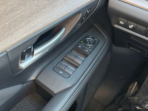 Certified 2026 Toyota Grand Highlander Limited AWD/4WD image 37