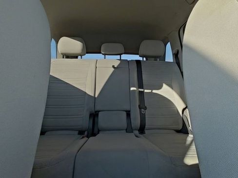 Used 2022 Volkswagen Tiguan S image 27