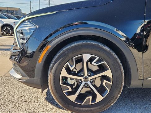 New 2025 Kia Sportage EX w/ Premium Package image 6