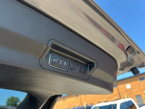 Certified 2024 Ford Explorer ST-Line w/ Class IV Trailer Tow Package AWD/4WD image 24