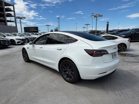 Used 2020 Tesla Model 3 Standard Range RWD image 3