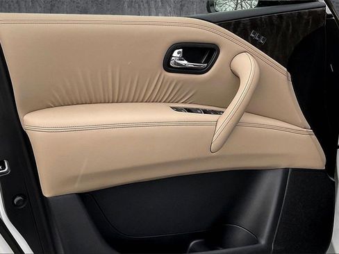 Used 2023 Nissan Armada Platinum w/ Captain's Chairs Package image 20