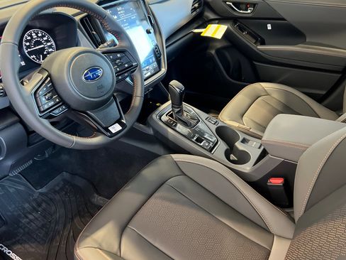 New 2025 Subaru Crosstrek 2.5i Limited w/ Popular Package #4A image 10