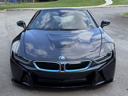 Used 2019 BMW i8 Roadster AWD/4WD image 5