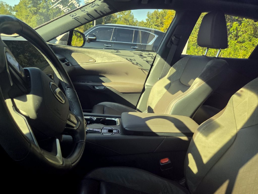 Used 2024 Lexus RX 350 FWD w/ Convenience Package image 5