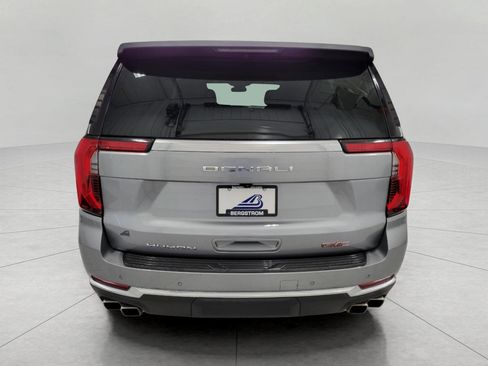 Used 2025 GMC Yukon XL Denali image 26