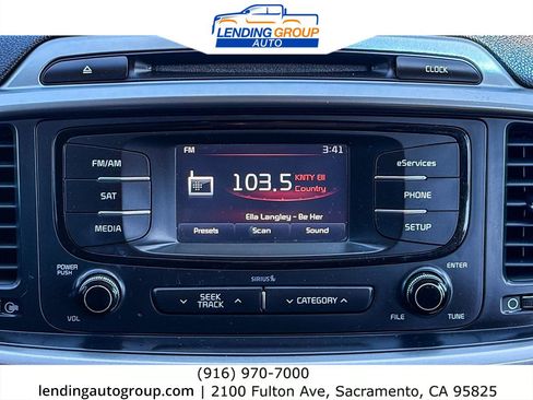 Used 2016 Kia Sorento FWD w/ LX Convenience Package image 13