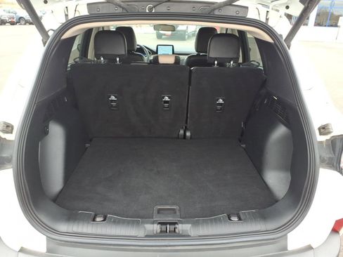Certified 2020 Ford Escape Titanium AWD/4WD image 20