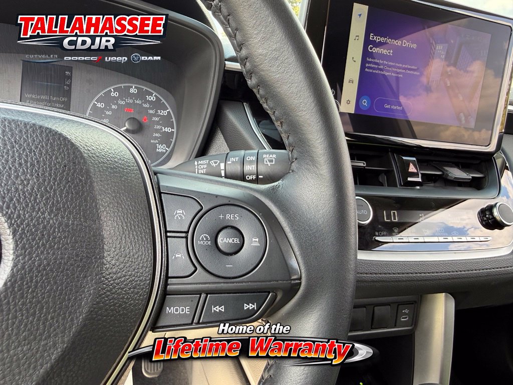 Used 2024 Toyota Corolla Cross LE FWD image 26