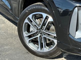 Certified 2025 Audi Q5 Premium w/ Convenience Package video 2