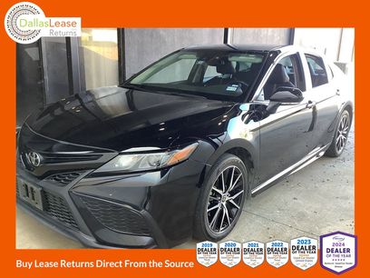 Used 2021 Toyota Camry SE w/ Convenience Package