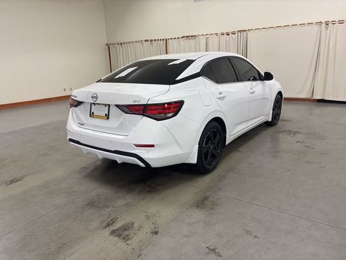 Used 2024 Nissan Sentra SV image 8