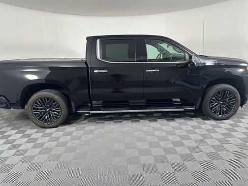 Used 2022 Chevrolet Silverado 1500 High Country w/ Technology Package AWD/4WD image 4
