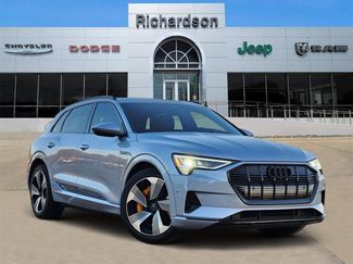 Used 2022 Audi e-tron Premium Plus video 1