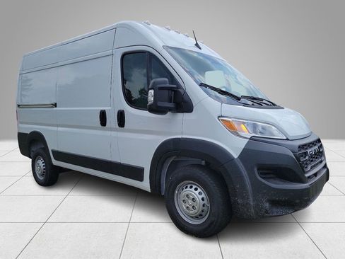 New 2024 RAM ProMaster 1500 w/ Premium Convenience Group image 3