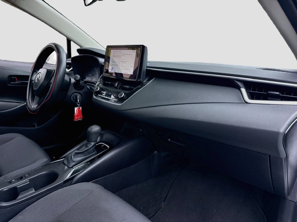 Used 2024 Toyota Corolla LE FWD image 30