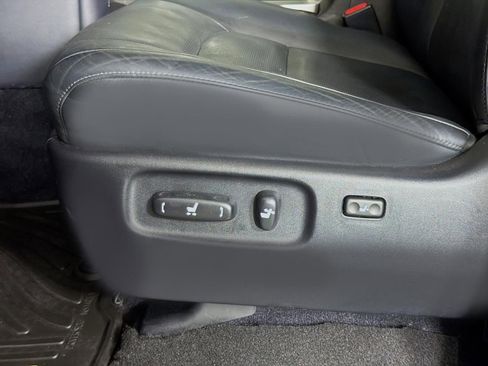 Used 2016 Toyota Land Cruiser AWD/4WD image 38