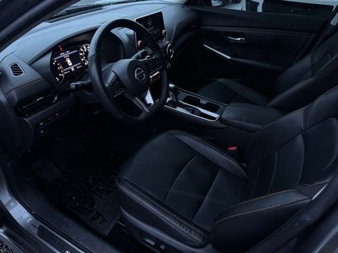 Used 2023 Nissan Sentra SR w/ SR Premium Package image 15